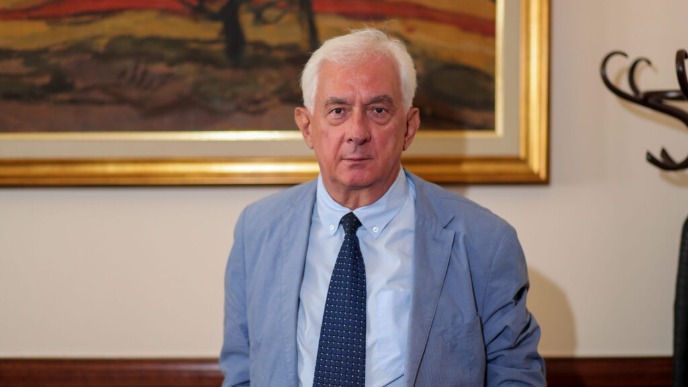 Odlikovati "Čuvare otadžbine"